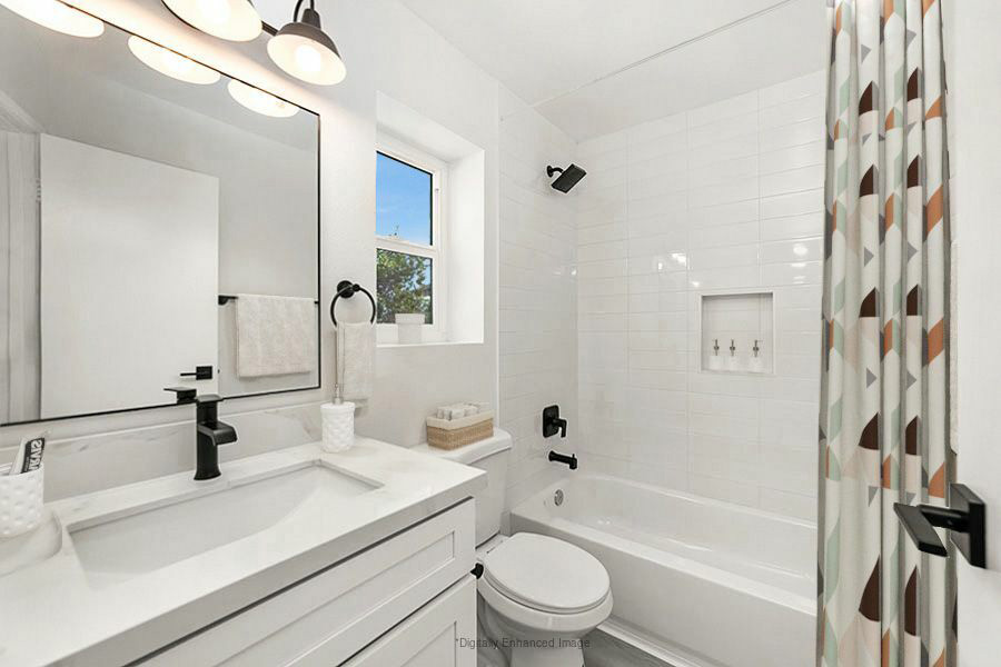 The Ranch Apartments San Diego - Bathroom